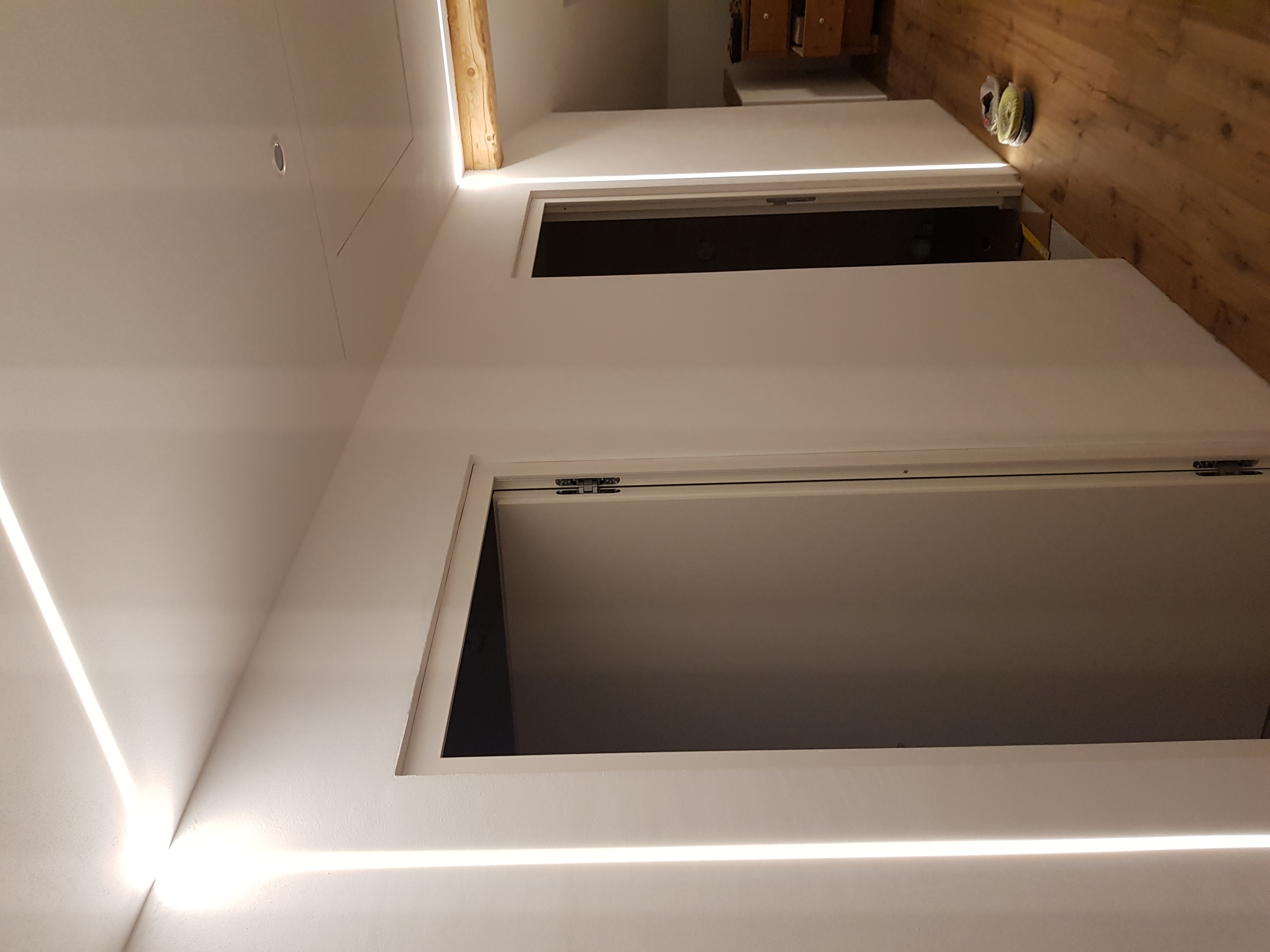 Direkte LED-Beleuchtung dimmbar